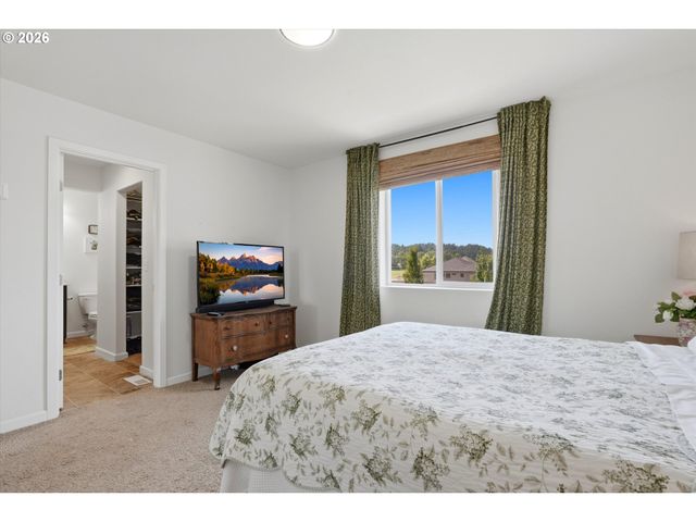 2097 Nw WOODLAND Dr, Mc Minnville, OR 97128