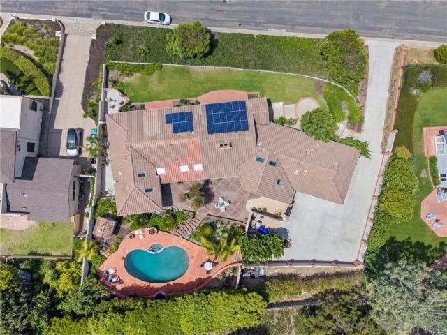 8361 Calle Del Cielo, La Jolla, CA 92037