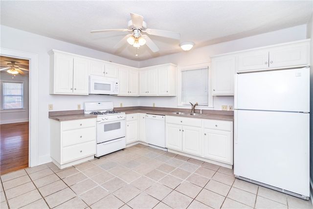 583 N Assembly Drive 1, Fayetteville, AR 72701
