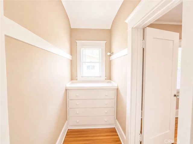 103 S Ardmore, Los Angeles, CA 90004