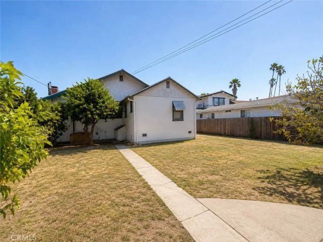 103 S Ardmore, Los Angeles, CA 90004