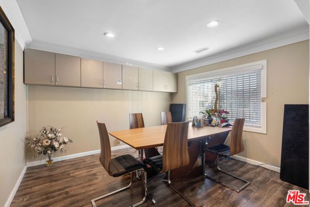 1611 6th Avenue, Los Angeles, CA 90019