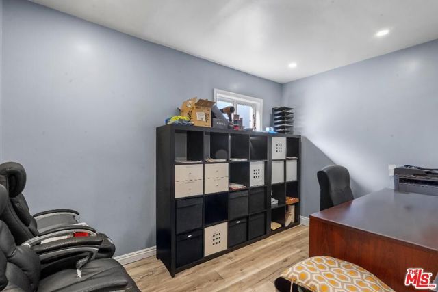 1611 6th Avenue, Los Angeles, CA 90019