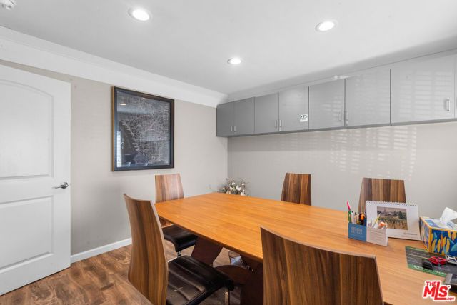 1611 6th Avenue, Los Angeles, CA 90019