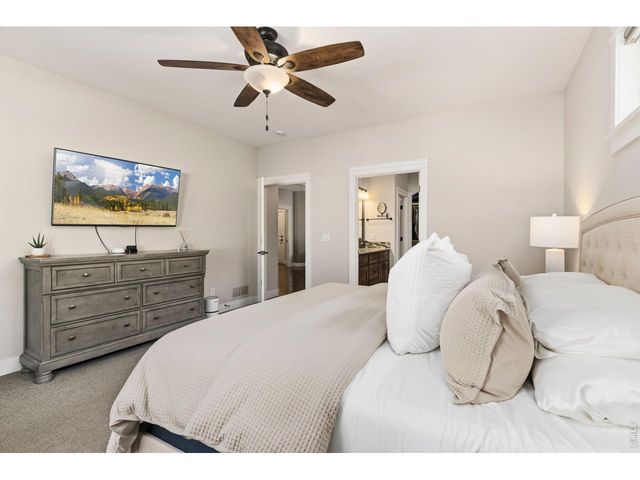 5215 Crabapple Ct, Loveland, CO 80538