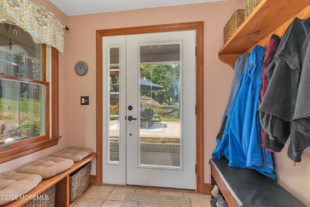 1 Lighthouse Road, Highlands, NJ 07732