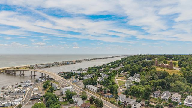 1 Lighthouse Road, Highlands, NJ 07732
