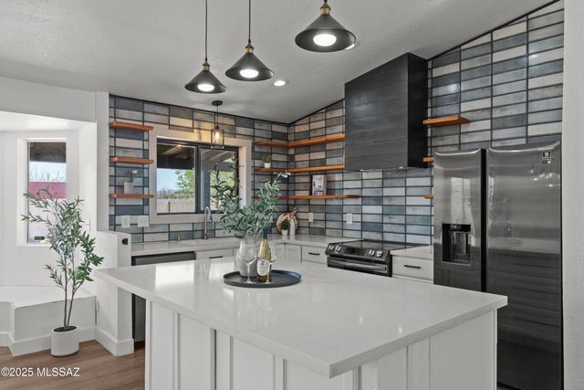 741 Via Vanilla, Rio Rico, AZ 85648