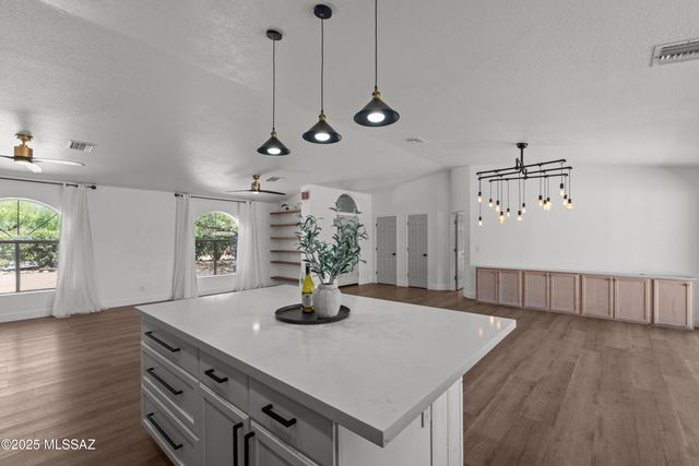 741 Via Vanilla, Rio Rico, AZ 85648