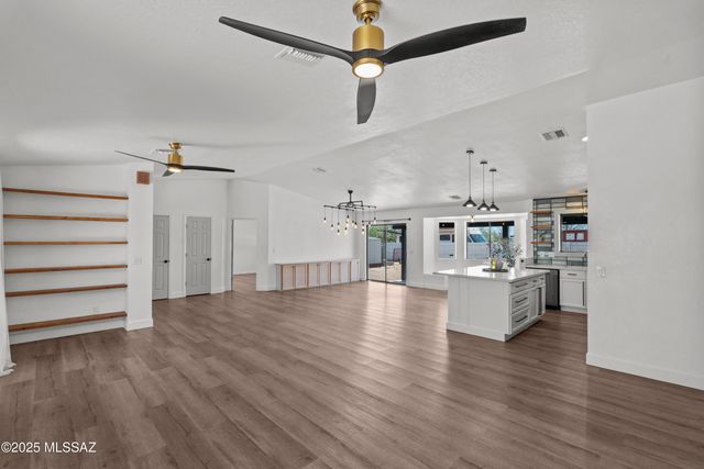 741 Via Vanilla, Rio Rico, AZ 85648