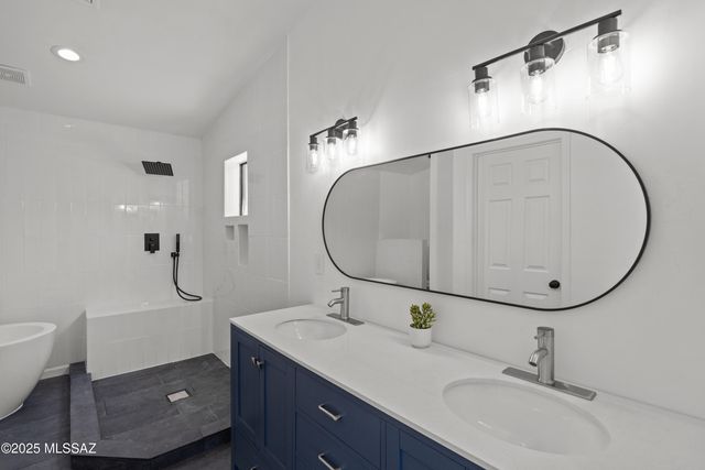 741 Via Vanilla, Rio Rico, AZ 85648