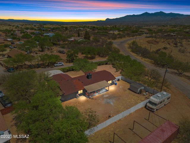 741 Via Vanilla, Rio Rico, AZ 85648