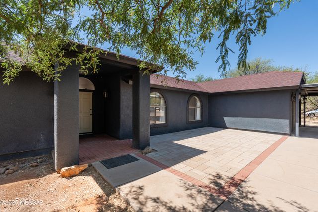741 Via Vanilla, Rio Rico, AZ 85648