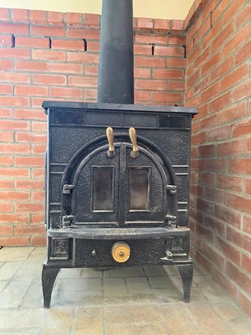 115 W Duncan Avenue, Mertzon, TX 76941