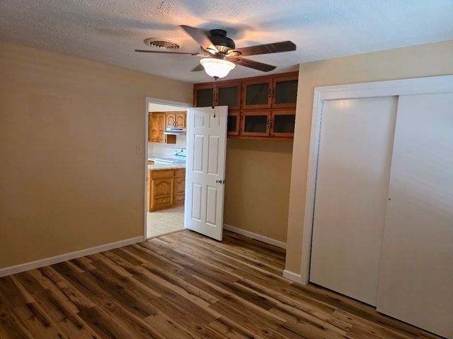 115 W Duncan Avenue, Mertzon, TX 76941