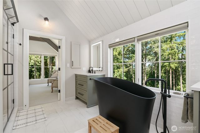 14140 184th Avenue NE, Woodinville, WA 98072