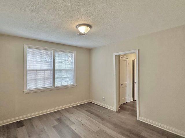 2195 CARNES AVE, Memphis, TN 38114