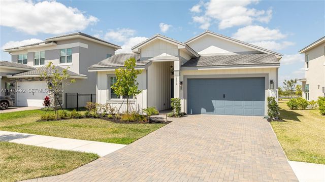 19510 Broad Shore Walk, Loxahatchee, FL 33470