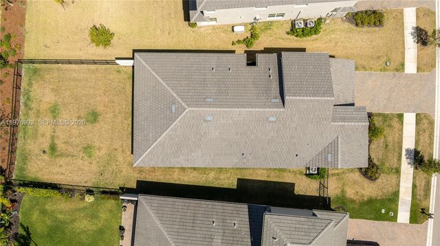 19510 Broad Shore Walk, Loxahatchee, FL 33470