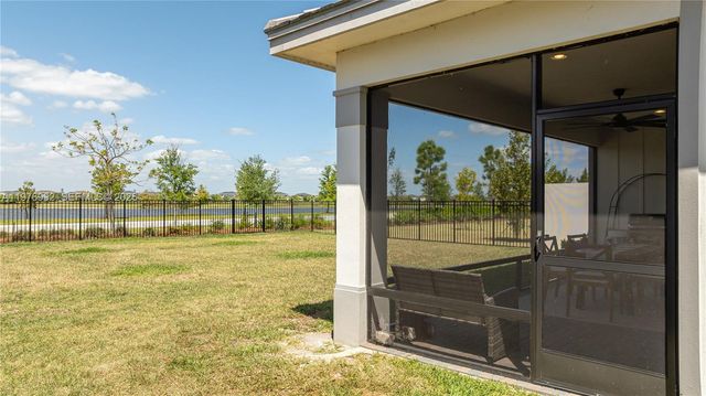 19510 Broad Shore Walk, Loxahatchee, FL 33470