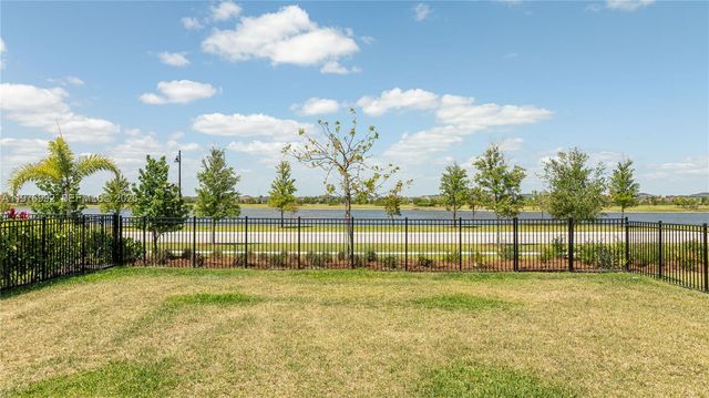 19510 Broad Shore Walk, Loxahatchee, FL 33470