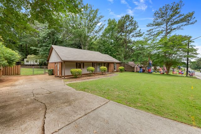 4811 Bridlewood Drive, Columbus, GA 31909
