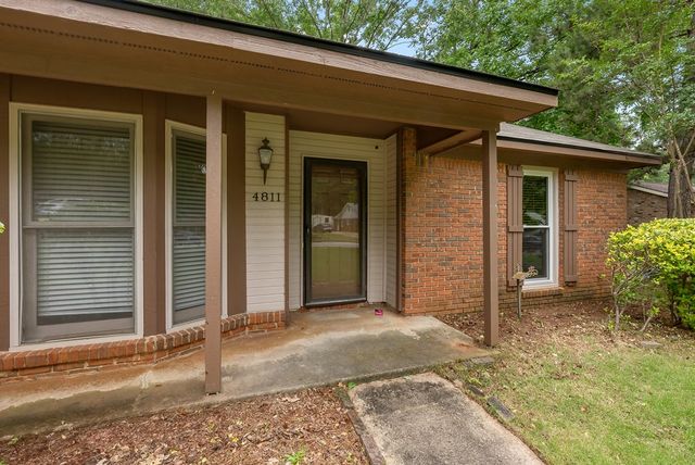 4811 Bridlewood Drive, Columbus, GA 31909