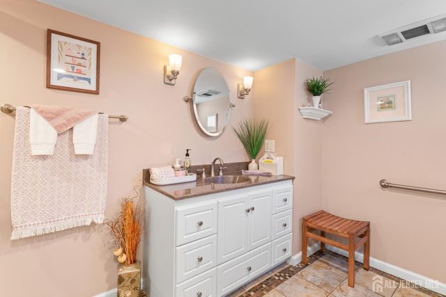 31 Cedar Avenue, South Amboy, NJ 08879