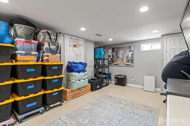 31 Cedar Avenue, South Amboy, NJ 08879