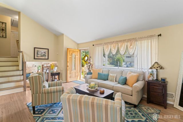 31 Cedar Avenue, South Amboy, NJ 08879