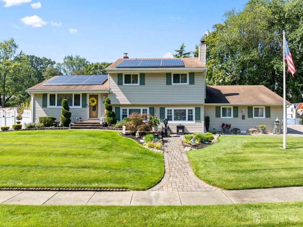 31 Cedar Avenue, South Amboy, NJ 08879