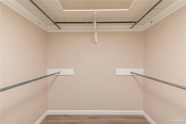 2504 Pecan Avenue, Mcallen, TX 78501