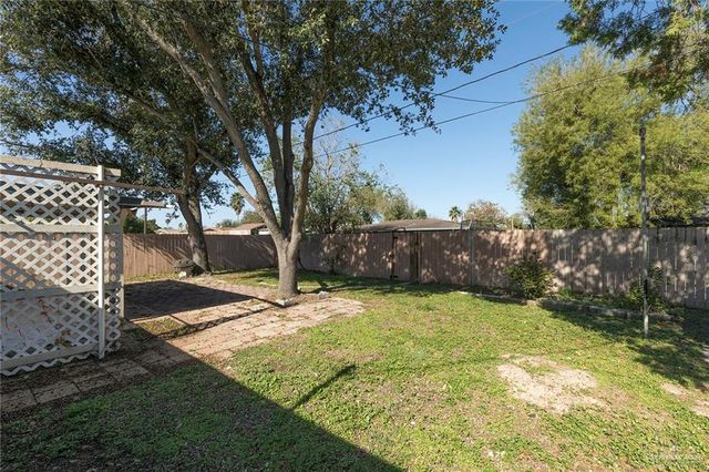2504 Pecan Avenue, Mcallen, TX 78501