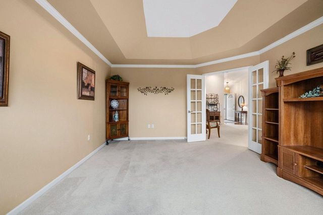 1633 TWIN LAKES CIRCLE, Green Bay, WI 54311