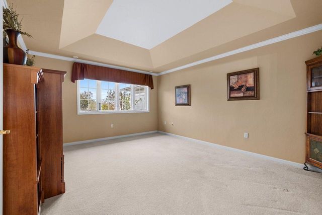 1633 TWIN LAKES CIRCLE, Green Bay, WI 54311