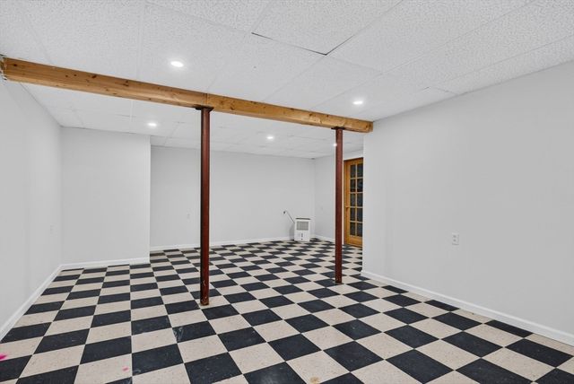 888 Walnut Plain Rd, Rochester, MA 02770