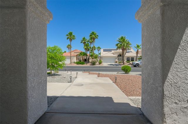 2044 E Los Lagos Drive, Fort Mohave, AZ 86426