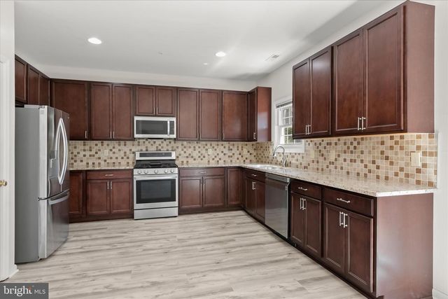 7911 BENT BOUGH RD, Severn, MD 21144