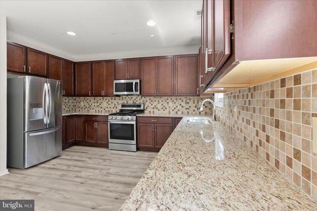 7911 BENT BOUGH RD, Severn, MD 21144