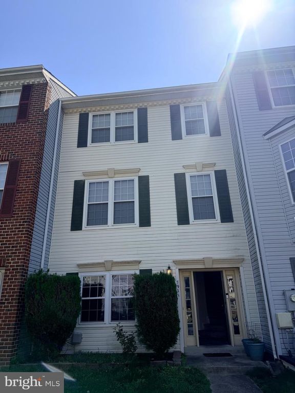 7911 BENT BOUGH RD, Severn, MD 21144