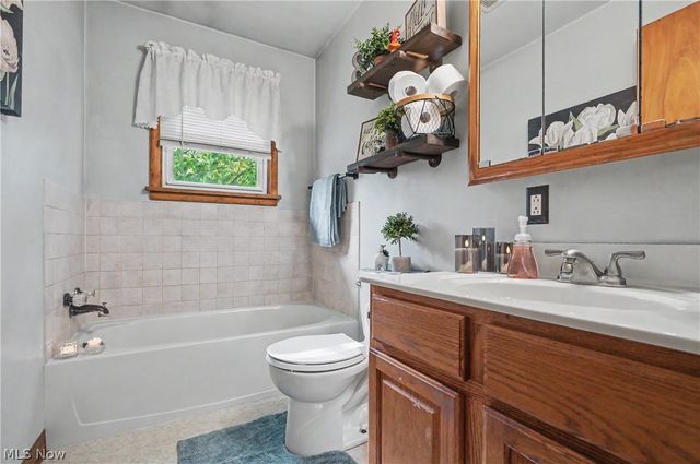 123 S Hickin Street, Rittman, OH 44270