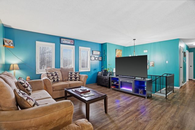 1410 S PICKFORD PL, Columbia, MO 65203