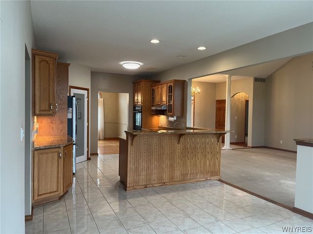 7305 Windsor Drive, Wheatfield, NY 14120