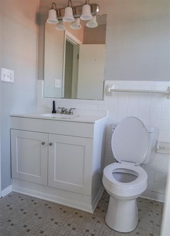 5360 NW Columbia Avenue, Lawton, OK 73505