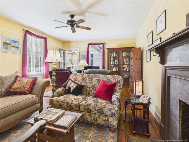 524 Carthage Street, Cameron, NC 28326