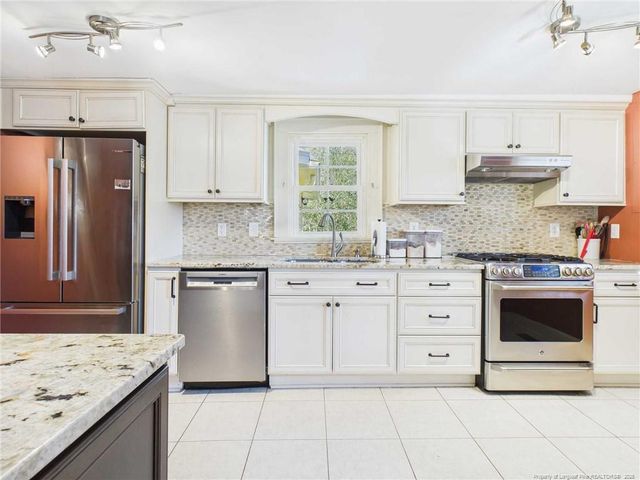 524 Carthage Street, Cameron, NC 28326