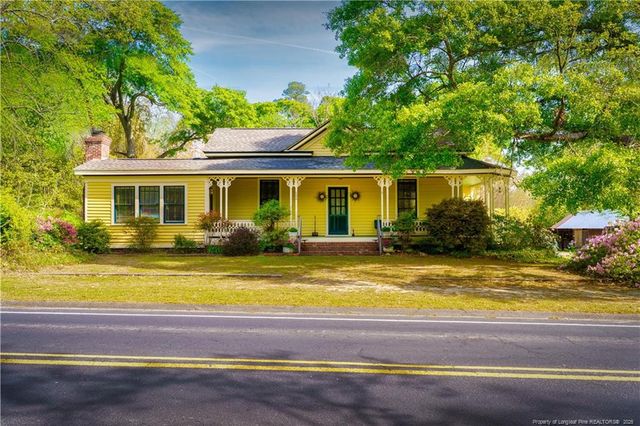 524 Carthage Street, Cameron, NC 28326