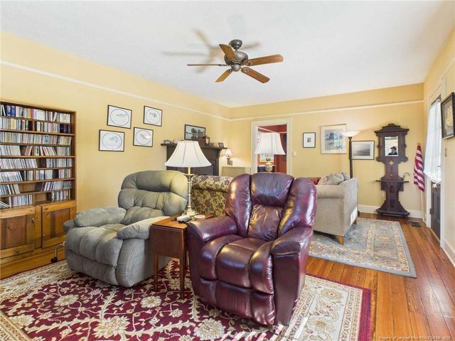 524 Carthage Street, Cameron, NC 28326