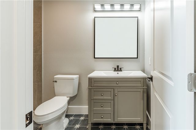 324 W Live Oak, Rockport, TX 78382