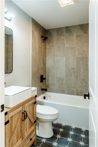 324 W Live Oak, Rockport, TX 78382